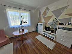 Eladó ház Csörnyeföld