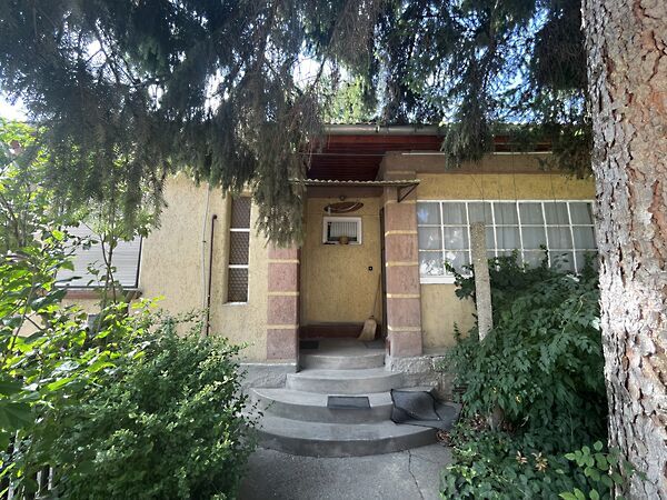 Eladó ház Annavölgy