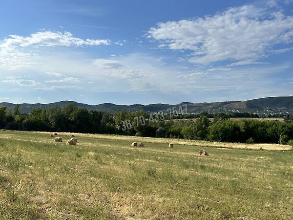 Eladó földterület Budaörs