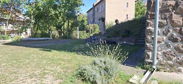 Eladó lakás Petőfibánya