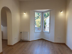 Kiadó iroda Szentes