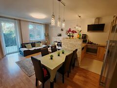 Eladó lakás Csömör