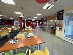 Eladó üzleti Szeged