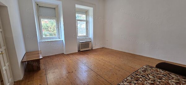 Eladó ház Cegléd, Belváros