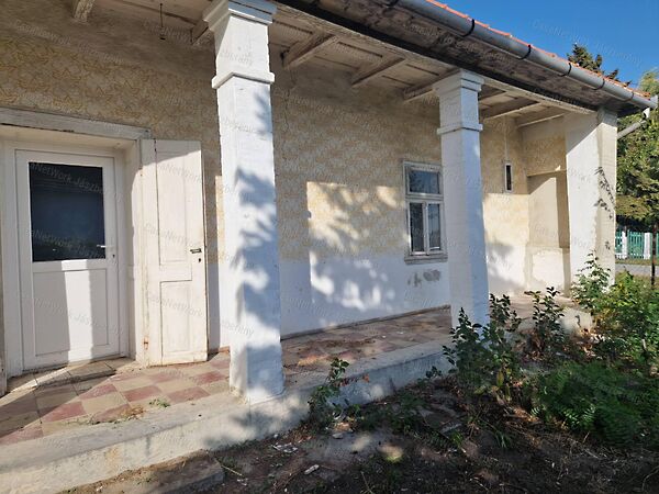 Eladó ház Tarnaörs