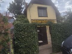 Eladó földterület Környe