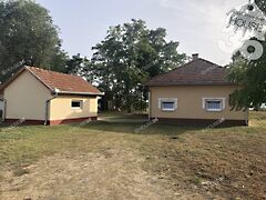 Eladó ház Tiszaalpár