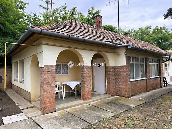 Eladó ház Békéscsaba