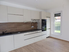 Eladó lakás Sopron