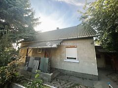 Eladó ház Jászapáti