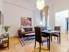 Eladó lakás Budapest, VI. kerület