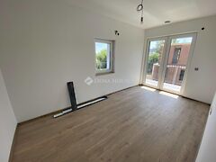 Eladó ház Budapest, III. kerület