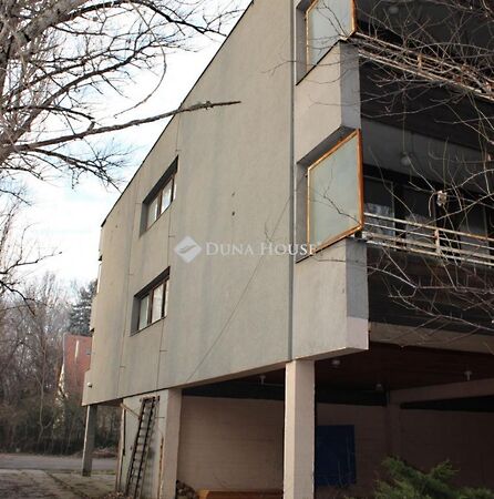 Eladó nyaraló Budapest, III. kerület