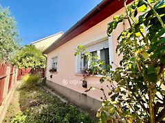 Eladó ház Jászapáti