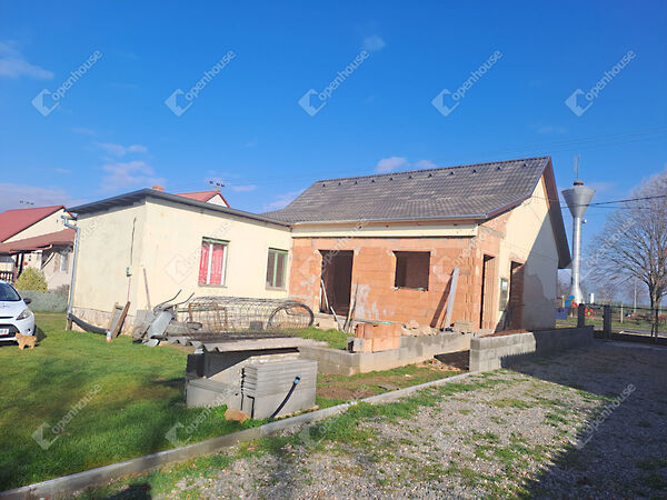 Eladó ház Ócsárd