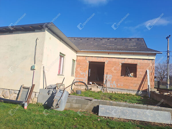 Eladó ház Ócsárd