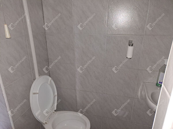 Eladó ipari Istvándi