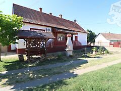 Eladó ház Csengőd