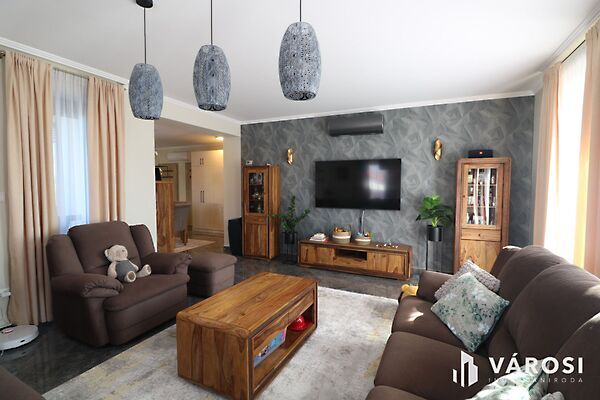 Eladó ház Mórahalom