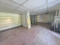 Kiadó üzleti Dunaújváros, Béke városrész