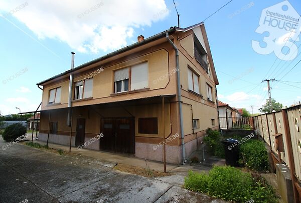 Eladó ház Kiskőrös