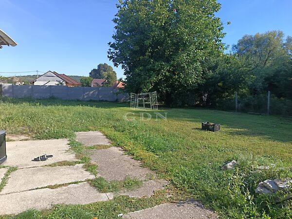 Eladó földterület Gödöllő