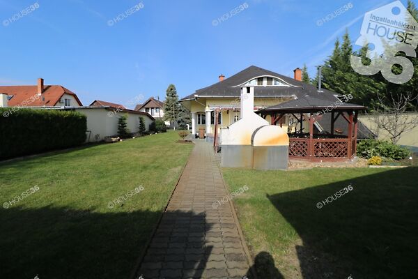 Eladó ház Kiskőrös