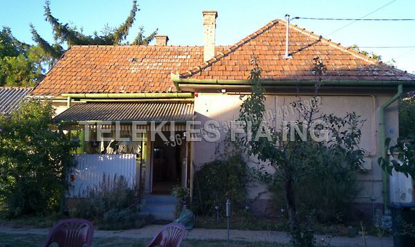 Eladó ház Ceglédbercel