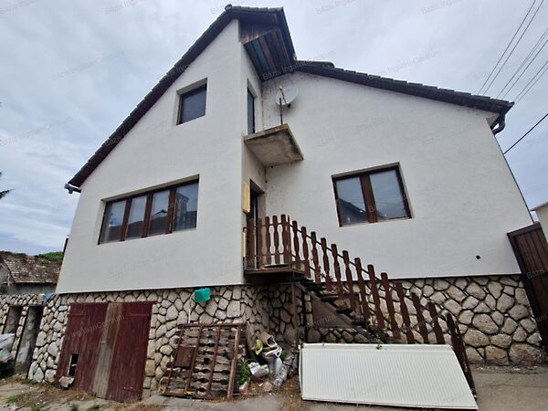 Eladó ház Baja, Bajaszentistván