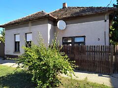 Eladó ház Törökszentmiklós, Városközpont