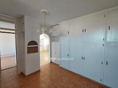 Eladó lakás Hatvan