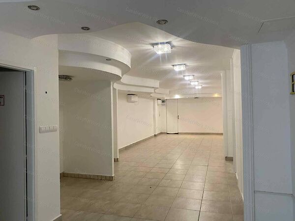 Kiadó üzleti Szolnok