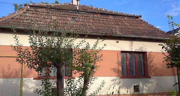 Eladó ház Szolnok, Belváros