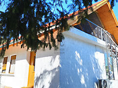 Eladó ház Ábrahámhegy