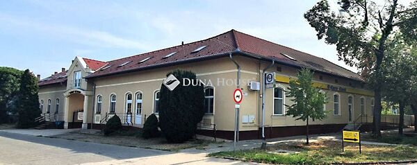 Eladó üzleti Gyomaendrőd