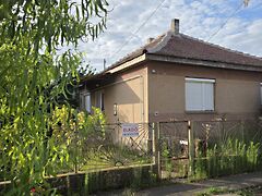 Eladó ház Taktaszada