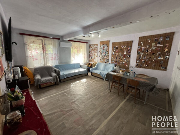 Eladó ház Kiszombor