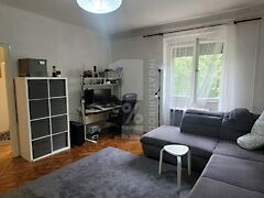 Eladó lakás Pécs, Meszes