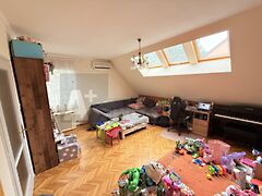 Eladó ház Szeged, Újszeged