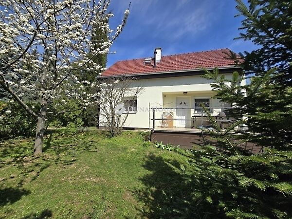 Eladó ház Törökbálint