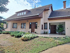 Eladó ház Kiskőrös