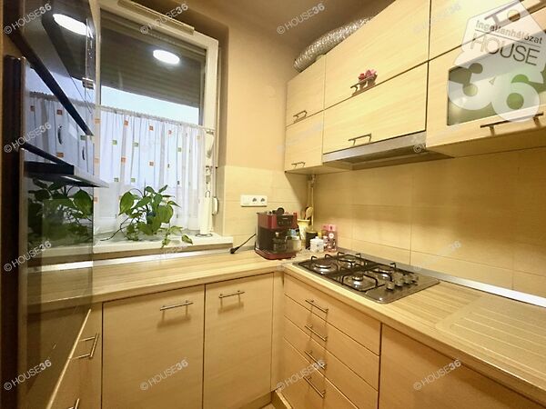 Eladó lakás Nagykőrös