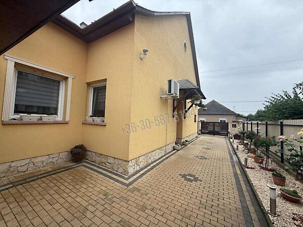 Eladó ház Püspökladány