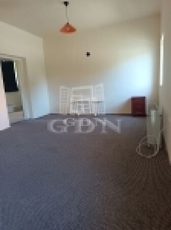 Eladó üzleti Veresegyház