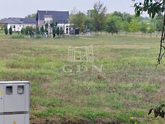 Eladó földterület Újszentiván