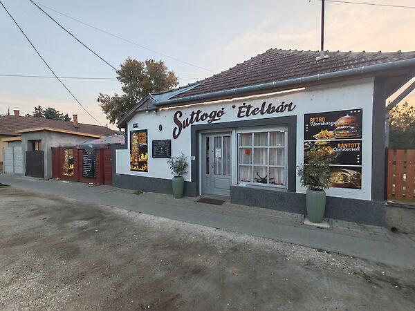 Eladó lakás Péteri