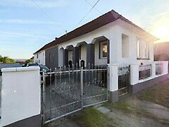 Eladó ház Múcsony