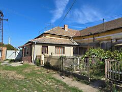 Eladó lakás Kunszentmárton