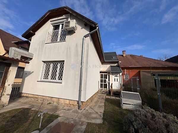 Eladó ház Budapest, III. kerület