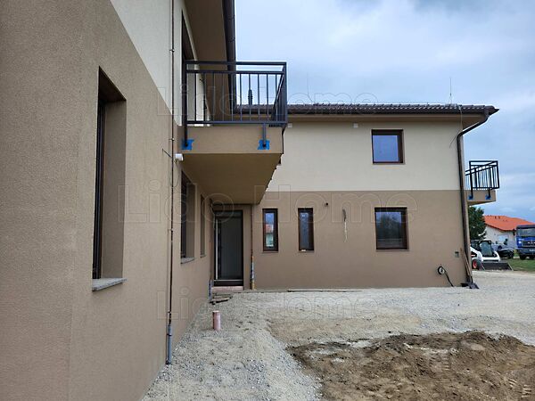 Eladó lakás Szántód